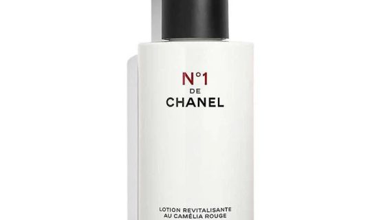 Chanel N°1 DE CHANEL REVITALISING LOTION Energises - Refines - Plumps - 30 ml