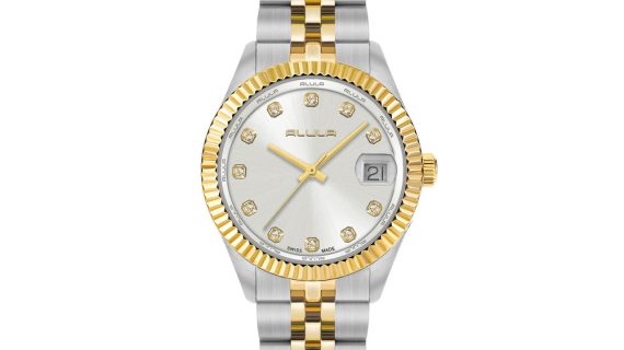 Women Silver Stainless Steel 32mm Watch